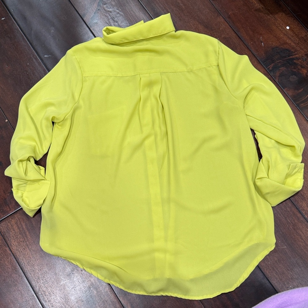 Bright Neon Yellow Button-Up light Blouse - Picture 3 of 5